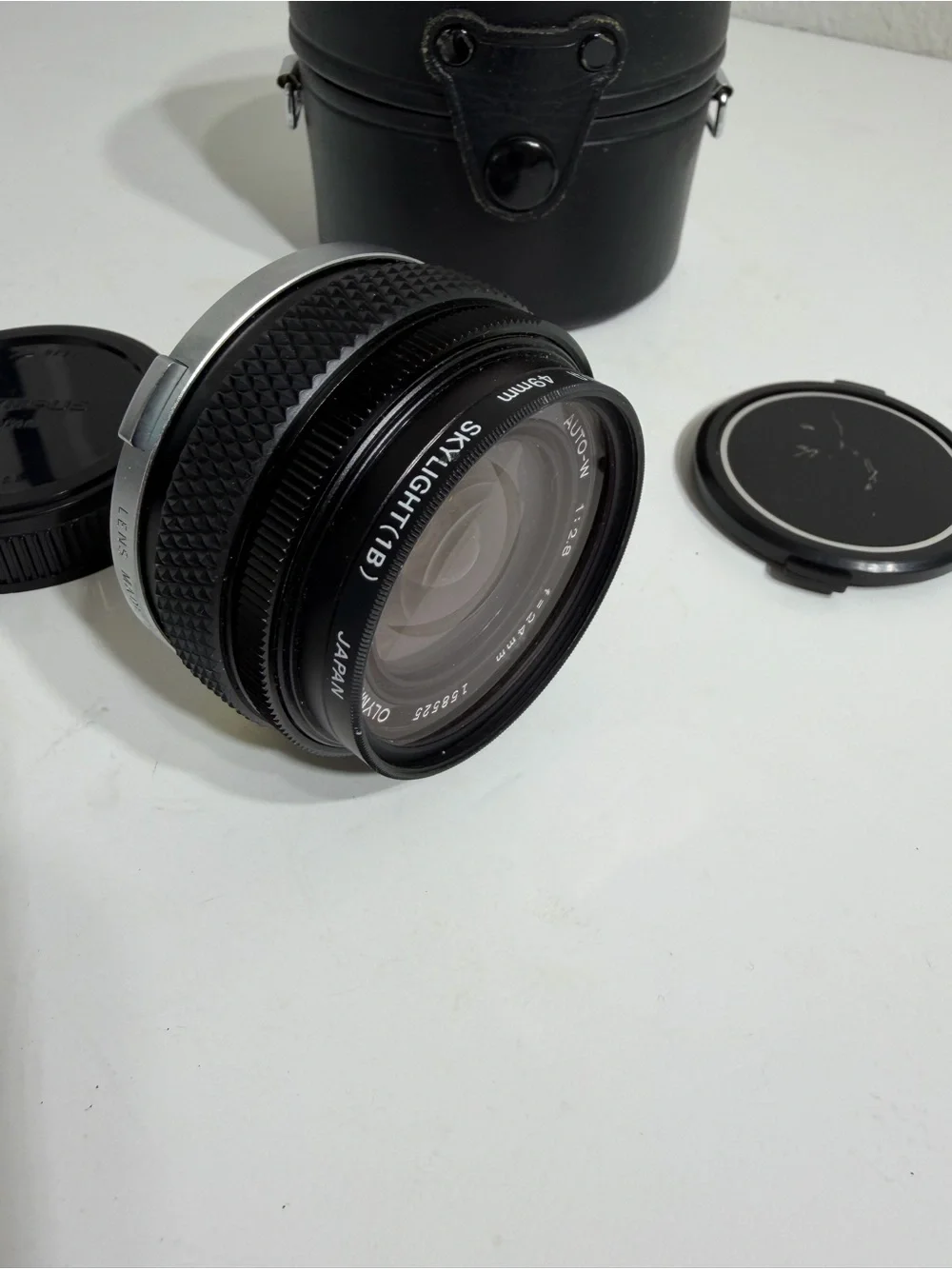 Olympus 24mm F2.8 Lens with Case